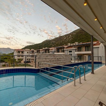 Green Bay Apartments Morinj Κότορ Εξωτερικό φωτογραφία
